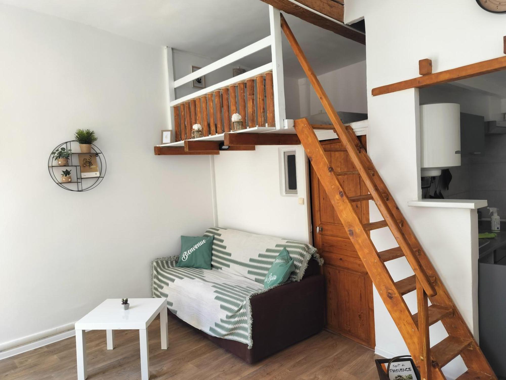 Au Pied Du Baou Apartment Saint-Chamas ภายนอก รูปภาพ